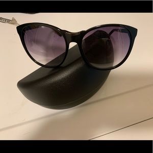 New never worn Balmain Sunglasses